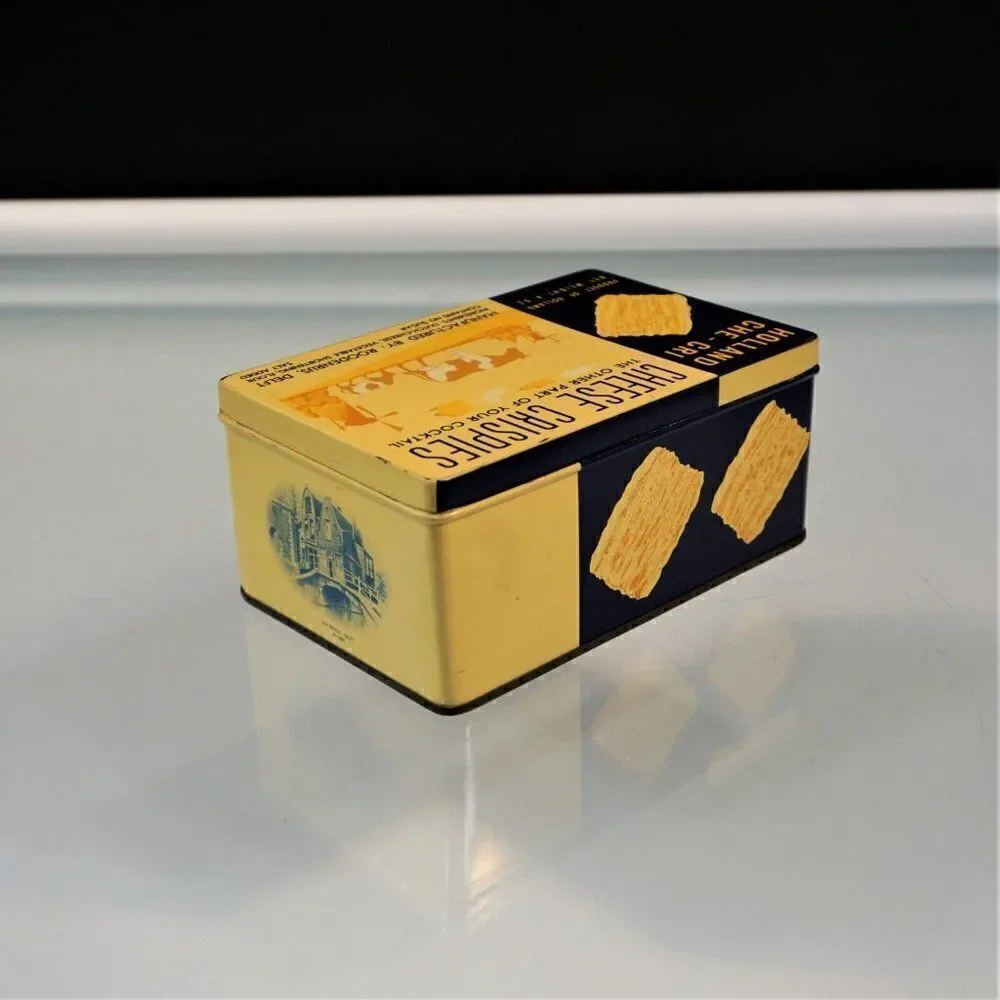 Che-Cri Cheese Crispies Metal Tin Vintage Delft Holland Advertising 7.5 oz Empty